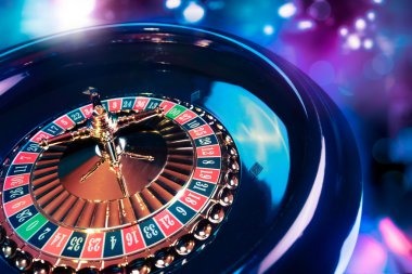Dream Catcher live wheel with dealer in studio